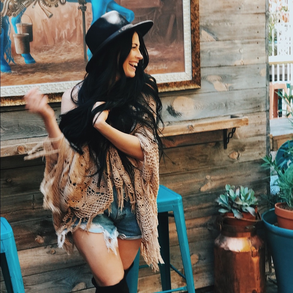 Tilly’s poncho